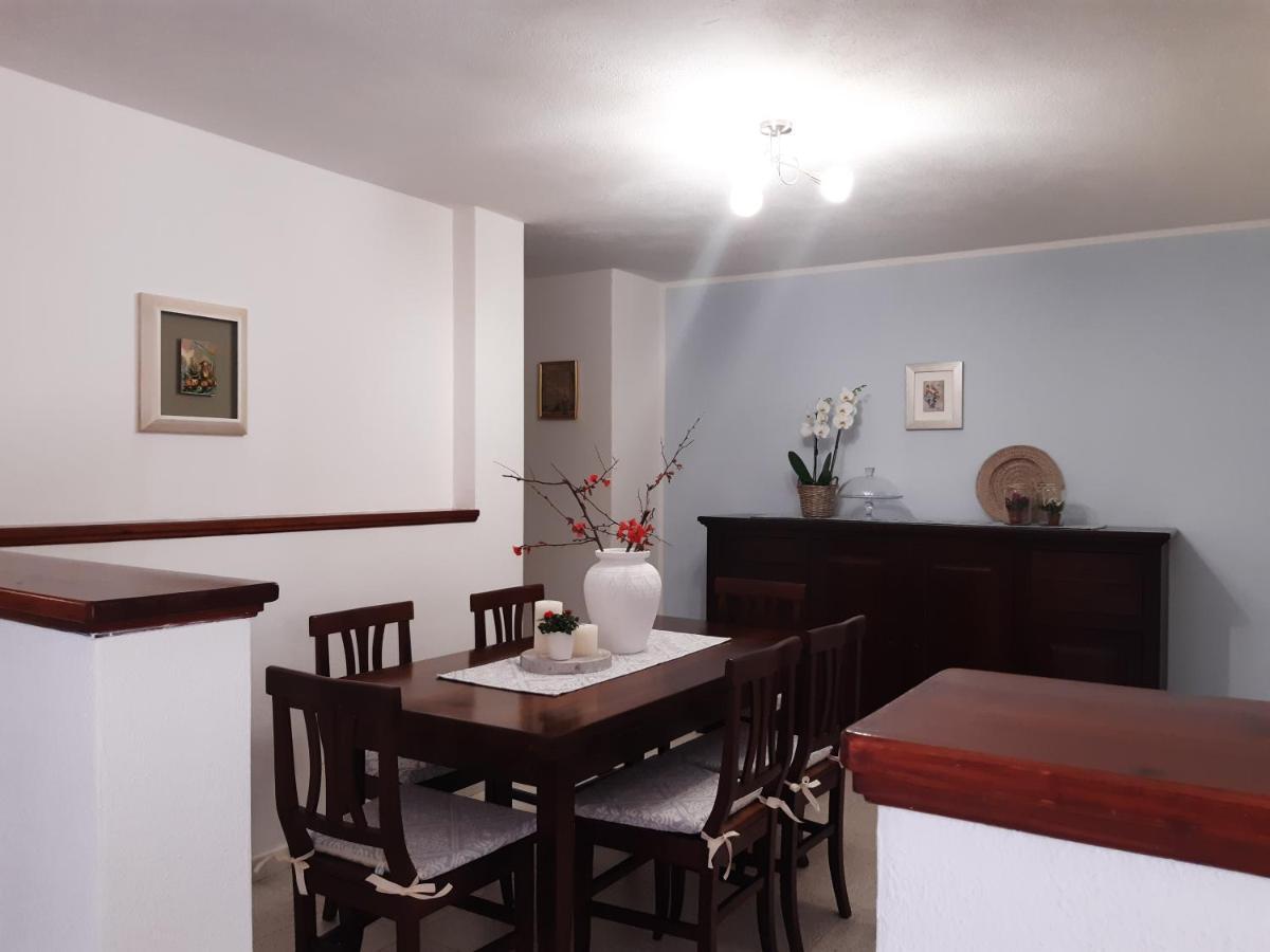 In Con Veranda Privata E Parcheggio Gratuito Holiday home *